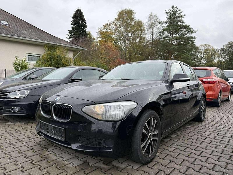 Gebraucht BMW 116 136 PS (100 kW) 2012 Schwarz Kleinwagen