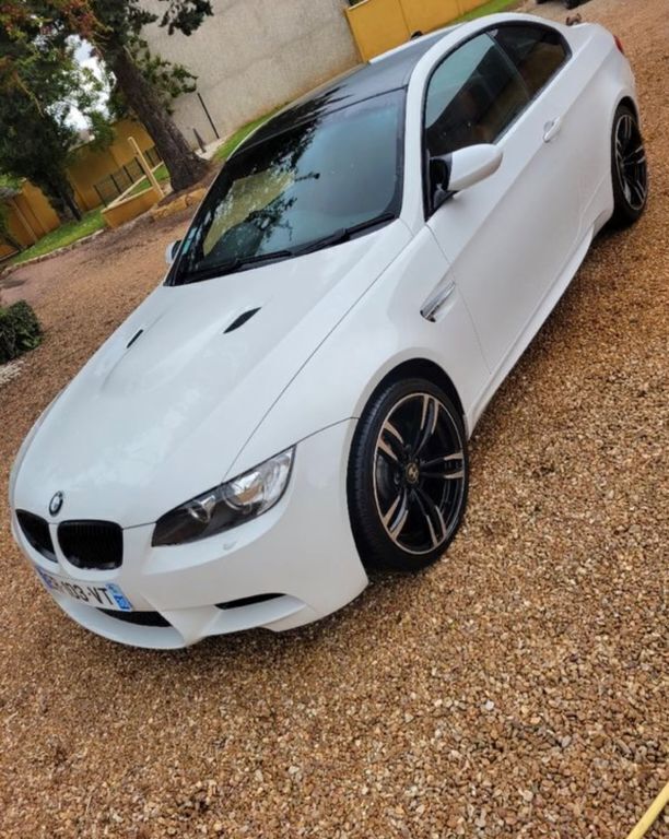 Weiß Gebraucht 2010 BMW M3 Sport Line Coupé | 16.790 € - Bild 1/4