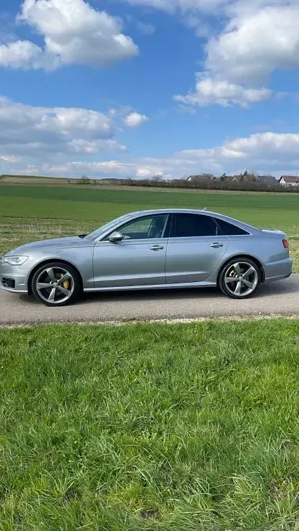 Gebraucht Audi A6 Ambiente 272 PS (200 kW) 2015 Grau Limousine
