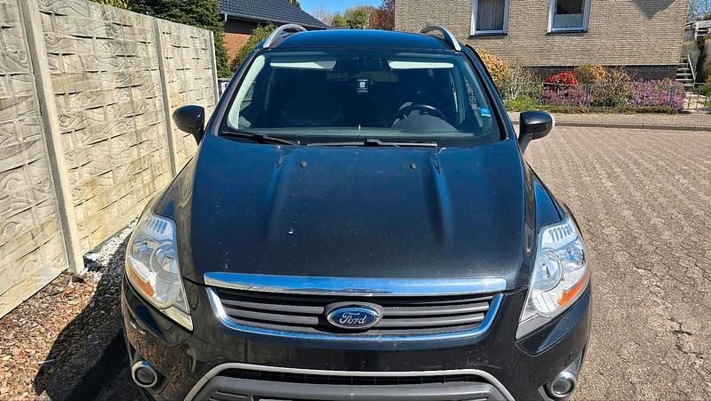 Gebraucht Ford Kuga 140 PS (102 kW) 2012 Schwarz SUV