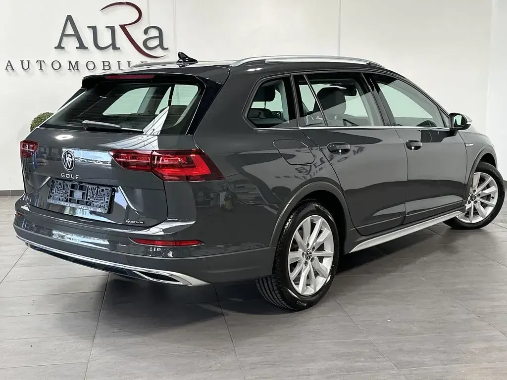 Gebraucht VW Golf Alltrack 200 PS (147 kW) 2022 Uranograu Kombi