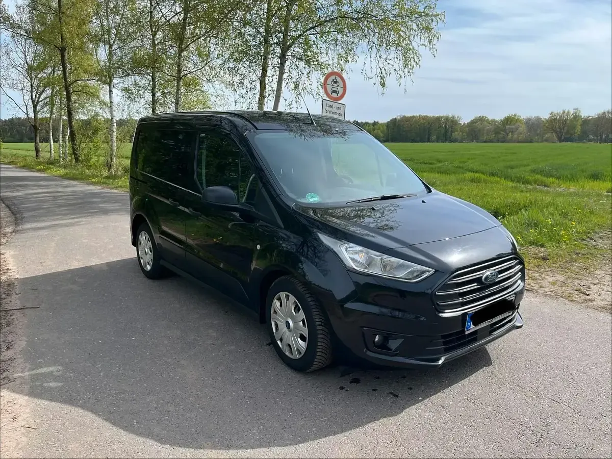 Gebraucht Ford Transit Connect 101 PS (74 kW) 2018 Schwarz Van / Kleinbus