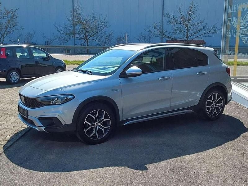 Gebraucht Fiat Tipo Cross 101 PS (74 kW) 2021 Silber Kombi