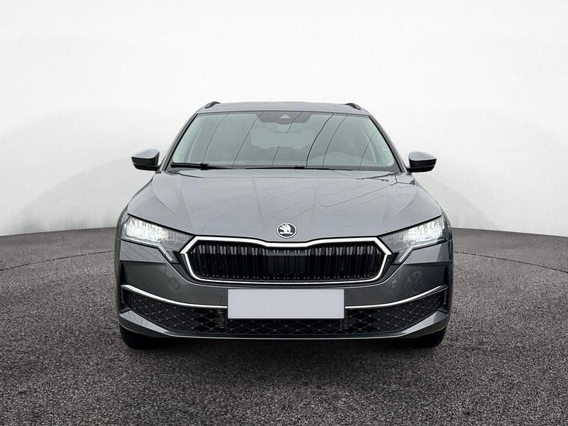 Second-hand Skoda Octavia Selection 150 CP (110 kW) 2025 Gri Break