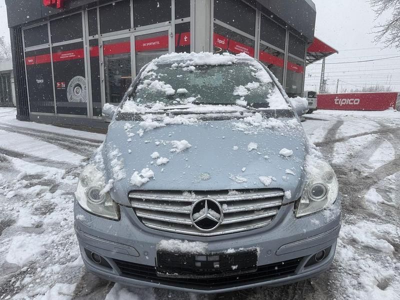 Gebraucht Mercedes B200 136 PS (100 kW) 2005 Blau Van / Kleinbus