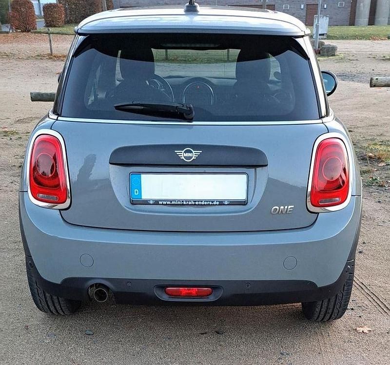Gebraucht Mini ONE 102 PS (75 kW) 2020 Grau Kleinwagen