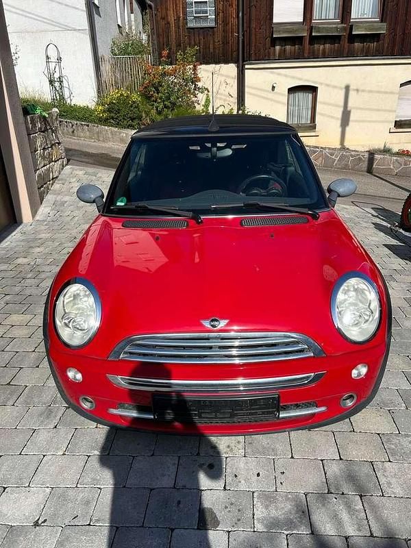 Rot Gebraucht 2005 Mini One Cabriolet Cabrio | 5.100 € (Fairer Preis) - Bild 1/4