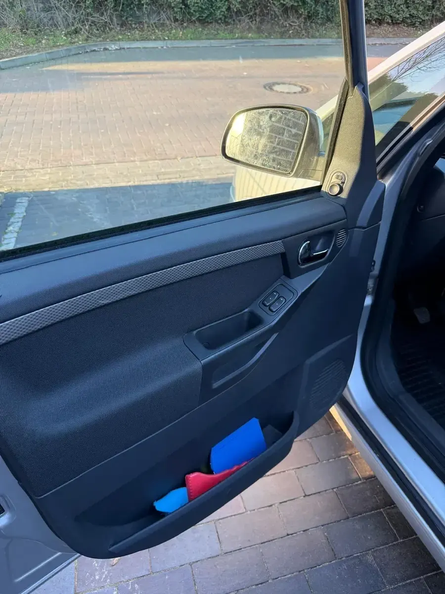Gebraucht Opel Meriva 95 PS (69 kW) 2008 Silber Van / Kleinbus