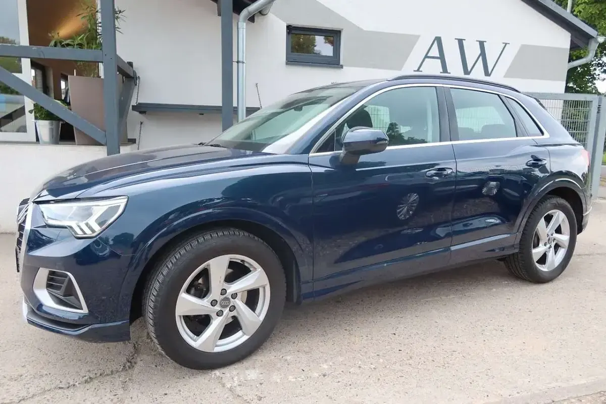 Gebraucht Audi Q3 Advanced 150 PS (110 kW) 2019 Blau SUV
