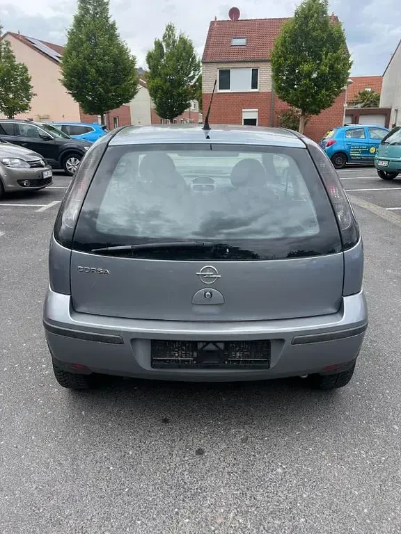 Brugt Opel Corsa 60 HK (44 kW) 2004 Grå Hatchback