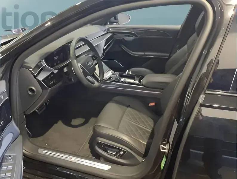 Gebraucht Audi S8 571 PS (419 kW) 2023 Schwarz Limousine