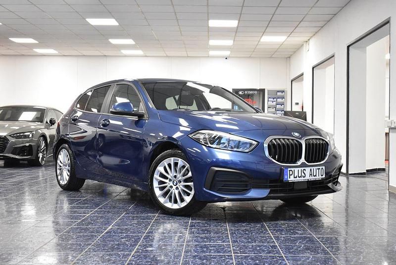 Phytonicblau Gebraucht 2021 BMW 118 Advantage Kleinwagen | 17.770 € (Etwas zu teuer) - Bild 1/4