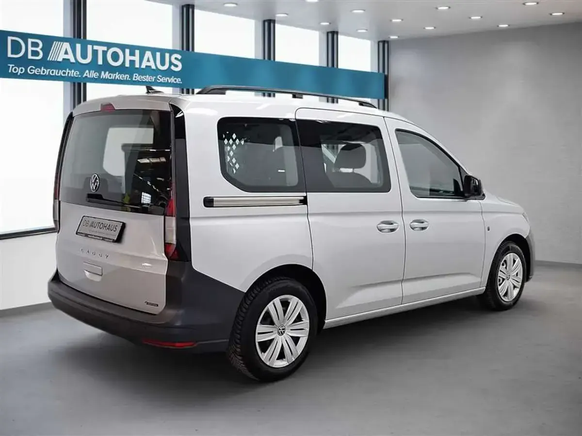 Gebraucht VW Caddy 122 PS (89 kW) 2022 Silber Van / Kleinbus