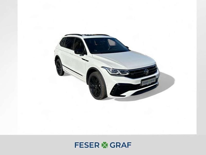 Oryxweiß perlmutteffekt Gebraucht 2024 VW Tiguan Allspace R-line SUV | 39.390 € (Superpreis) - Bild 1/4