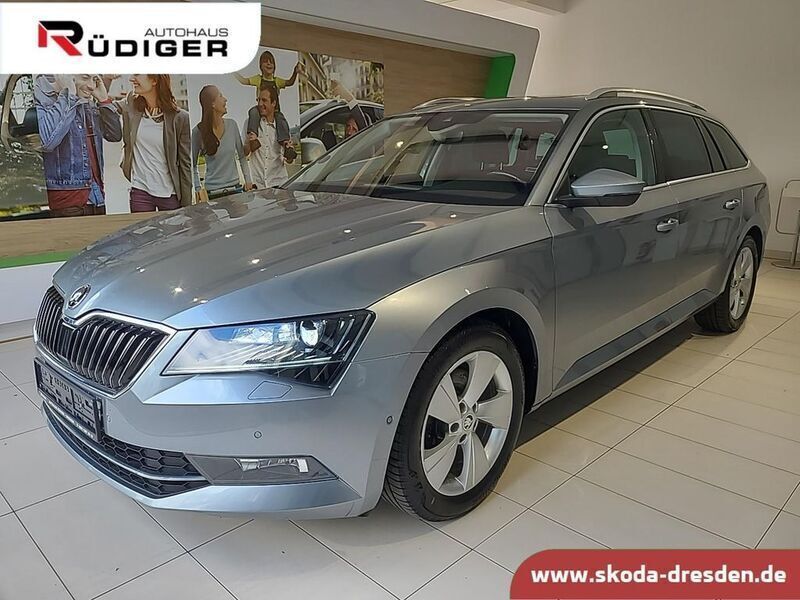 Business grau metallic met. Gebraucht 2016 Skoda Superb Style Kombi | 13.950 € (Guter Preis) - Bild 1/4