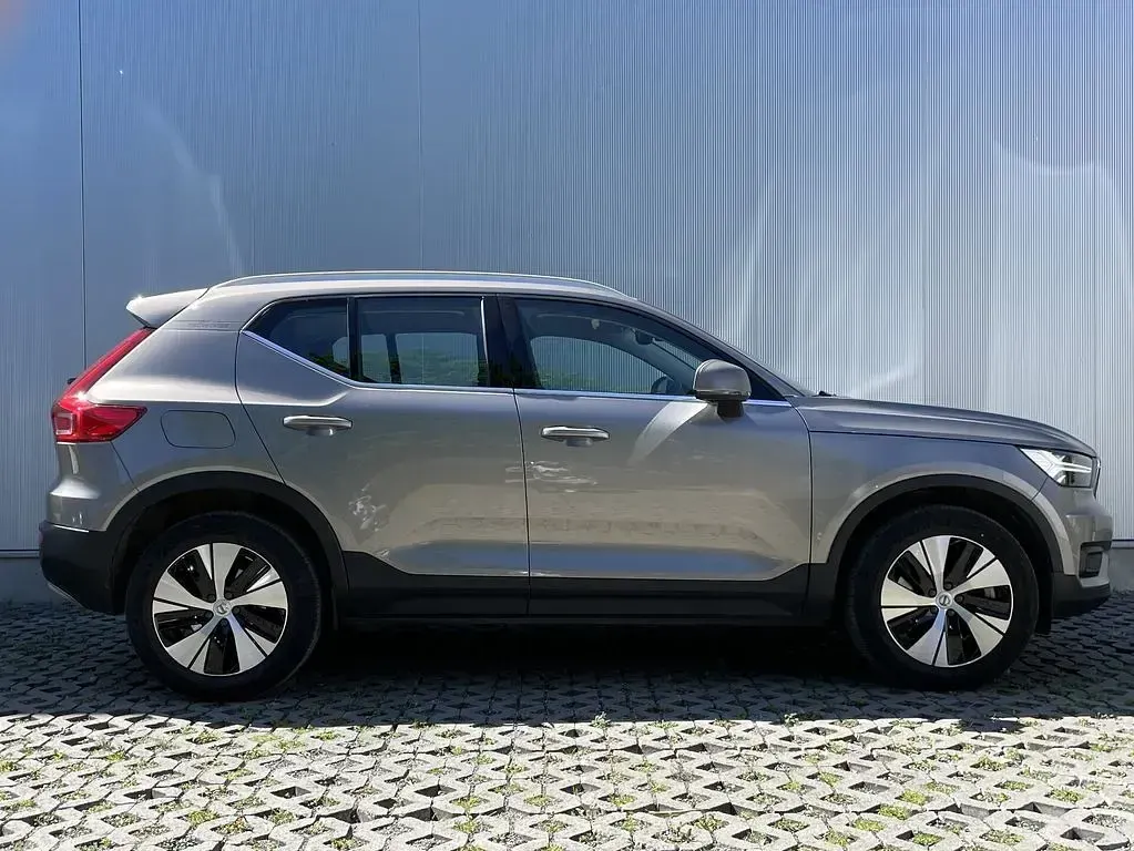Gebraucht Volvo XC40 211 PS (155 kW) 2021 Grau SUV