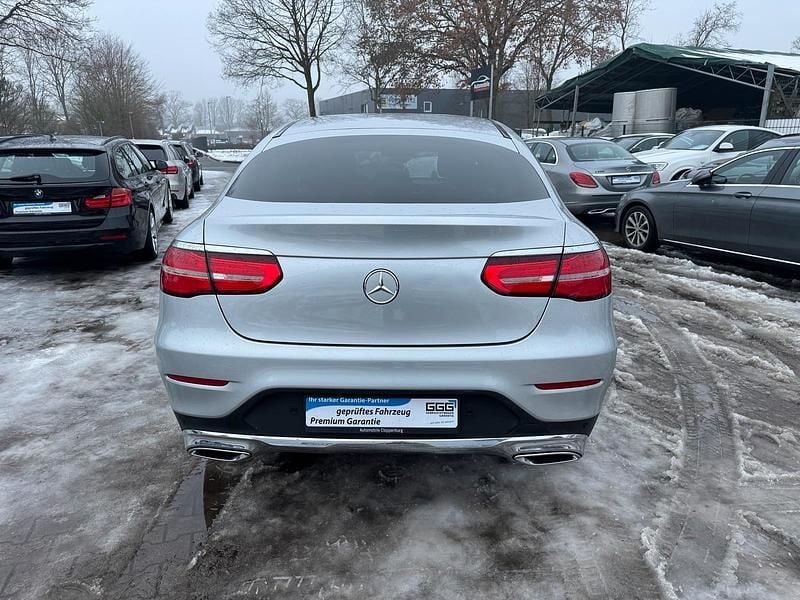 Gebraucht Mercedes GLC220 AMG line 170 PS (125 kW) 2018 Iridiumsilber  metalliclack Coupé