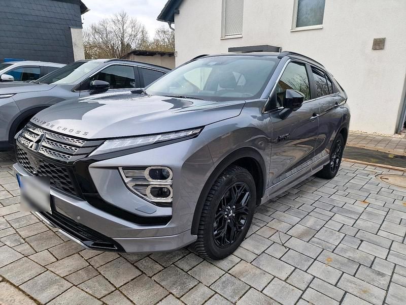 Usado Mitsubishi Eclipse Cross Select 188 HP (138 kW) 2022 Cinzento SUV