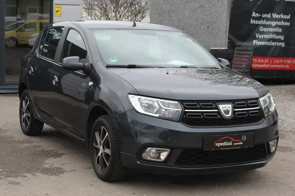 Gebraucht Dacia Sandero Comfort 90 PS (66 kW) 2019 Grau Limousine