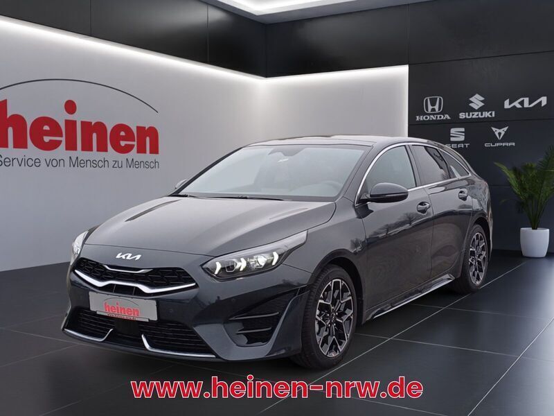 Grau Neu 2025 Kia ProCeed Kleinwagen | 28.939 € - Bild 1/4