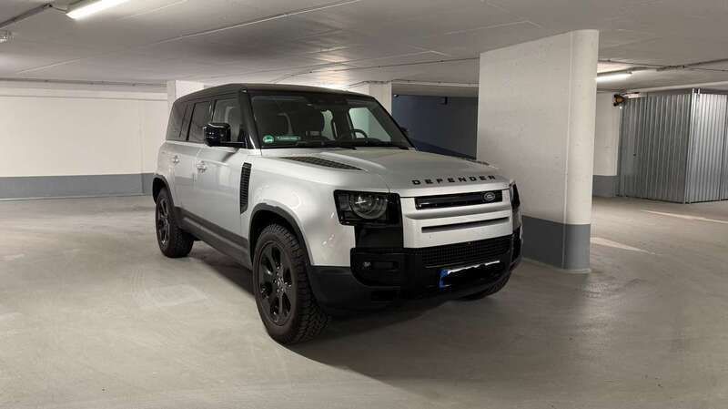 Silber Gebraucht 2020 Land Rover Defender SE SUV | 49.800 € (Superpreis) - Bild 1/4