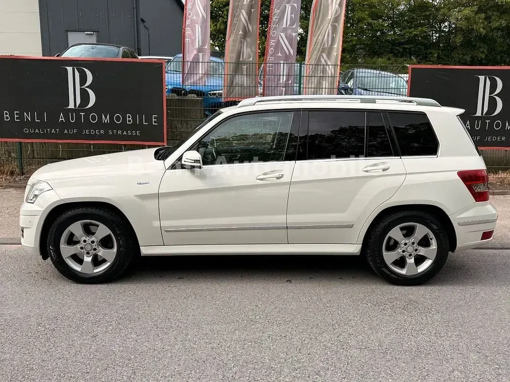 Gebraucht Mercedes GLK250 204 PS (150 kW) 2011 Weiß SUV