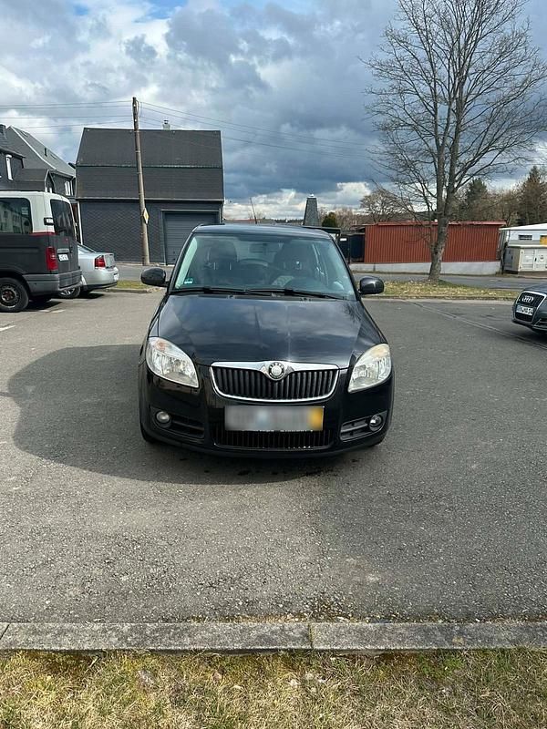 Gebraucht Skoda Fabia 60 PS (44 kW) 2009 Schwarz Kleinwagen