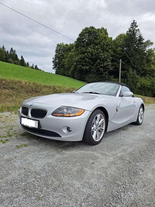 Gebraucht BMW Z4 170 PS (125 kW) 2004 Silber Cabrio