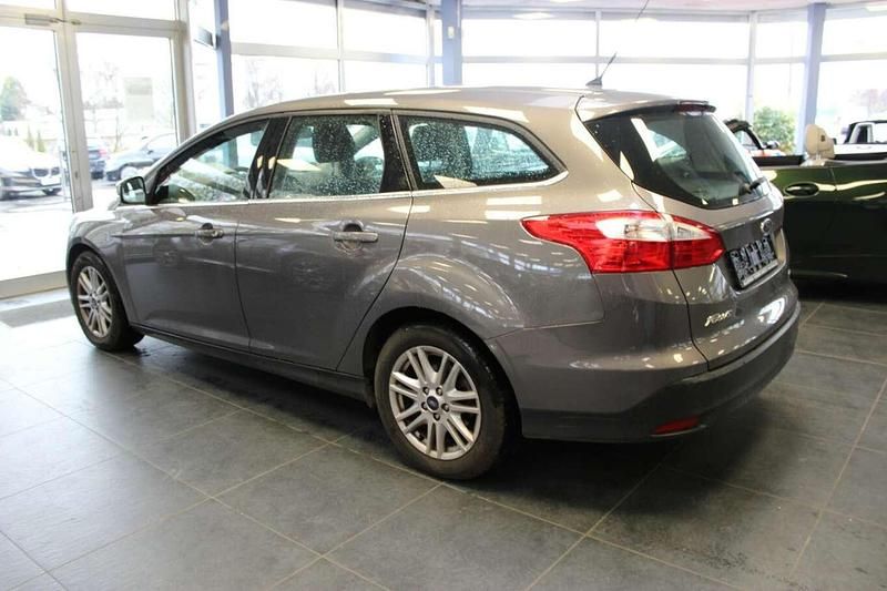 Gebraucht Ford Focus Titanium 101 PS (74 kW) 2013 Grau Kombi