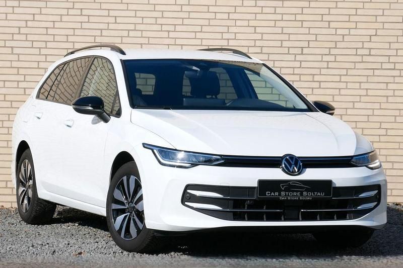 Gebraucht VW Golf VIII Goal 116 PS (85 kW) 2024 Weiß Kombi
