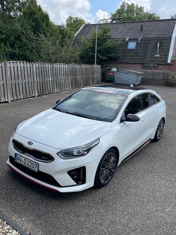 Gebraucht Kia ProCeed GT 204 PS (150 kW) 2021 Weiß Kombi