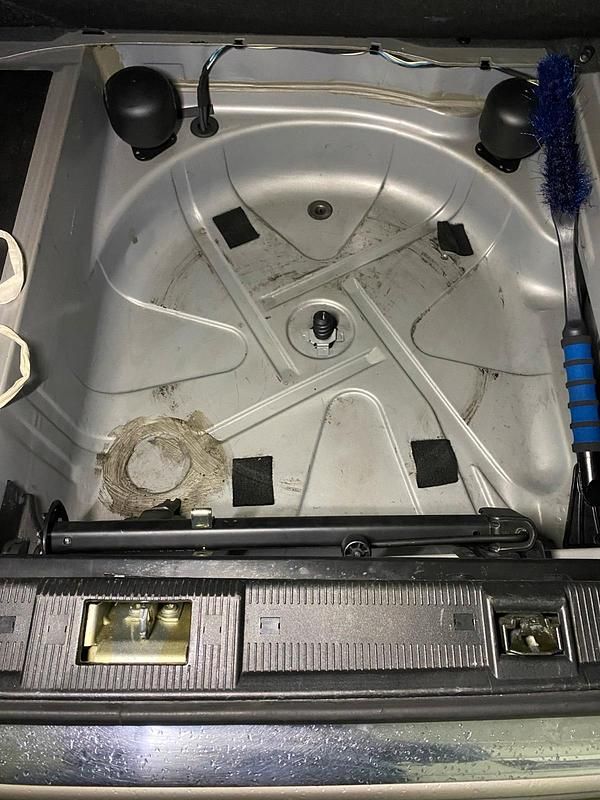 Gebraucht Mercedes E280 Elegance 193 PS (141 kW) 1996 Silber Limousine