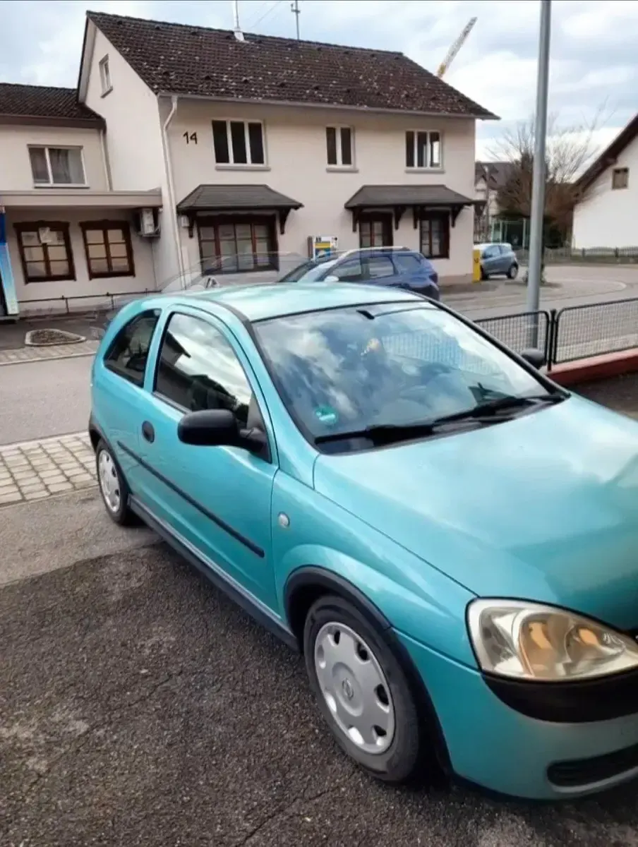 Używany Opel Corsa 75 KM (55 kW) 2002 Hatchback