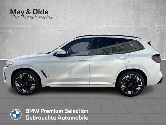 Gebraucht BMW iX3 Impressive 210 kW (286 PS) 2024 Weiss SUV