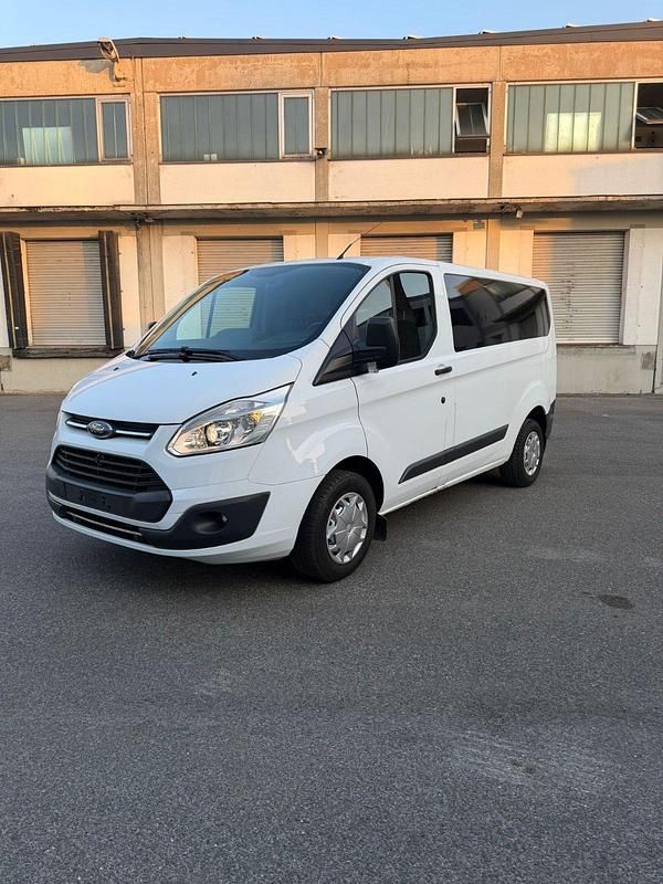 Gebraucht Ford Transit Custom 130 PS (95 kW) 2017 Weiß Van / Kleinbus
