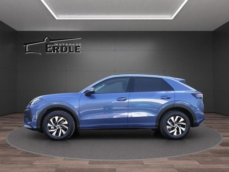 Neu VW T-Roc Life 116 PS (85 kW) 2025 Blau SUV