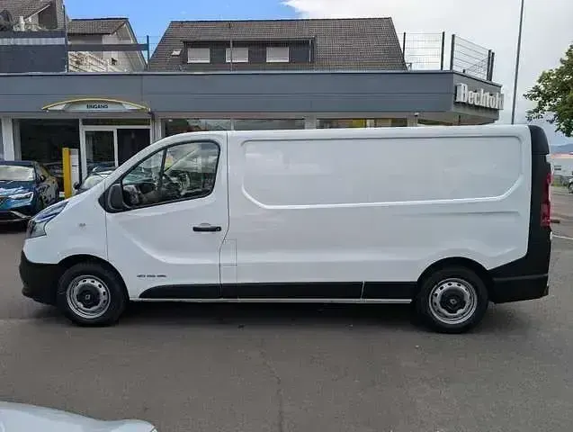 Gebraucht Renault Trafic Komfort 2019 Weiss Van / Kleinbus