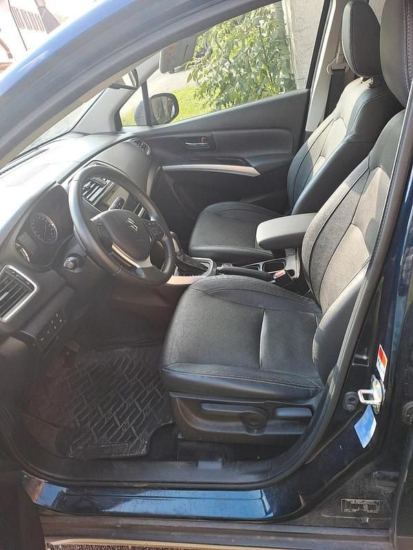 Gebraucht Suzuki SX4 140 PS (102 kW) 2020 Blau SUV