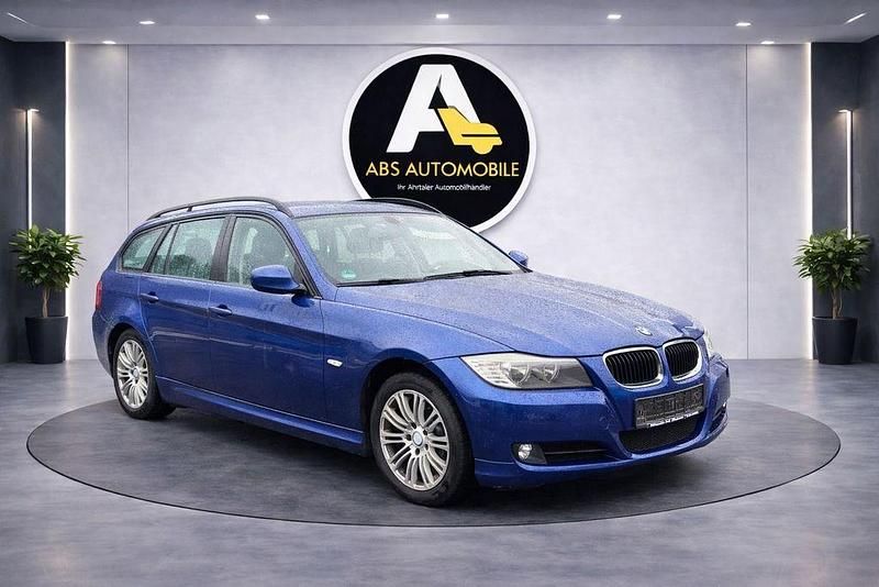 Gebraucht BMW 318 143 PS (105 kW) 2009 Blau Kombi