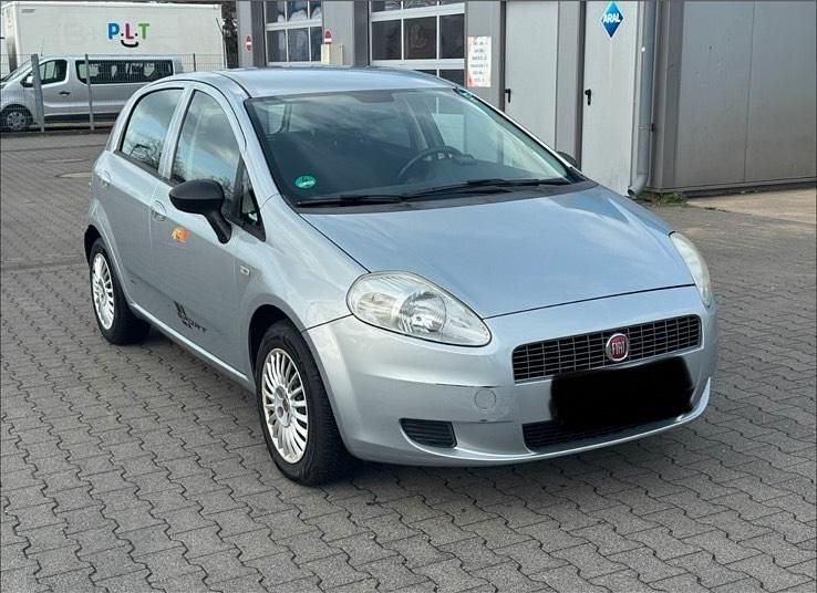 Gebraucht Fiat Punto 64 PS (47 kW) 2008 Silber Kleinwagen