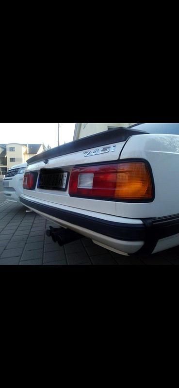 Gebraucht BMW 745 Shadowline 252 PS (185 kW) 1983 Weiß Limousine