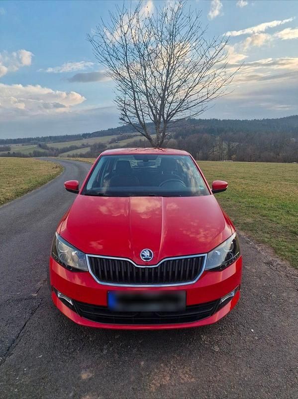 Gebraucht Skoda Fabia Style 95 PS (69 kW) 2018 Rot Limousine
