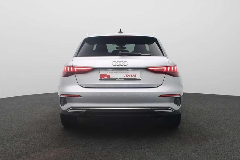 Gebraucht Audi A3 Advanced Plus 150 PS (110 kW) 2023 Florettsilber metallic Limousine