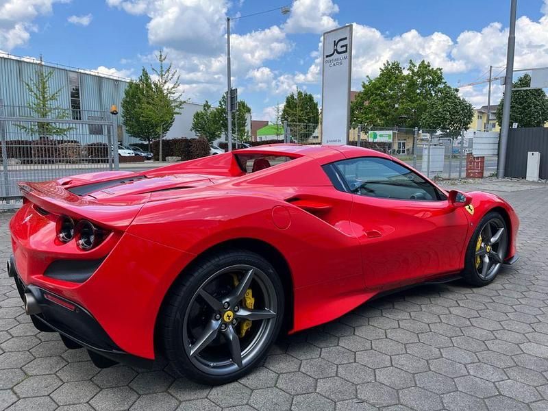 Gebraucht Ferrari F8 721 PS (530 kW) 2022 Corso rossa Cabrio