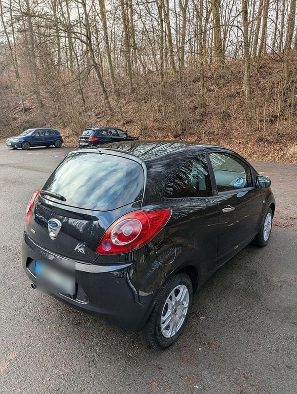 Gebraucht Ford Ka 75 PS (55 kW) 2012 Schwarz Kleinwagen