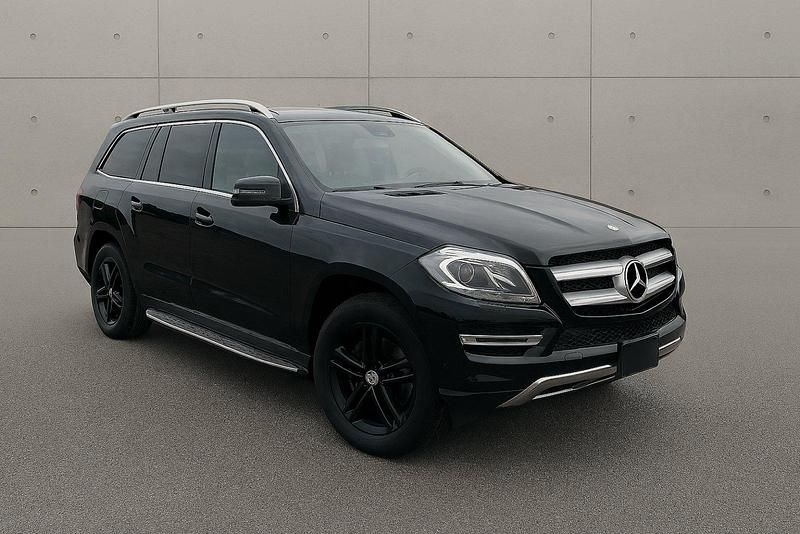 Schwarz Gebraucht 2014 Mercedes GL350 SUV | 29.999 € (Etwas zu teuer) - Bild 1/4