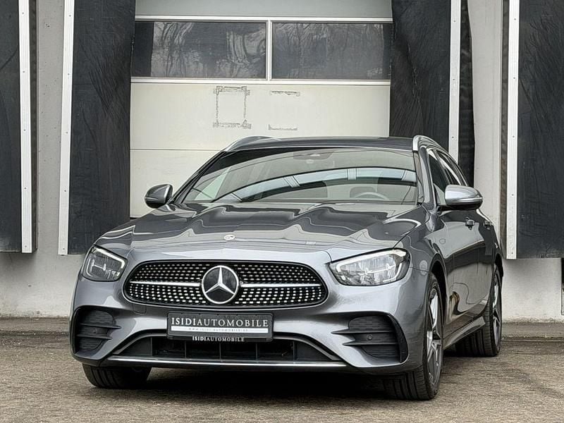 Gebraucht Mercedes E300 Premium 194 PS (142 kW) 2022 Grau Limousine