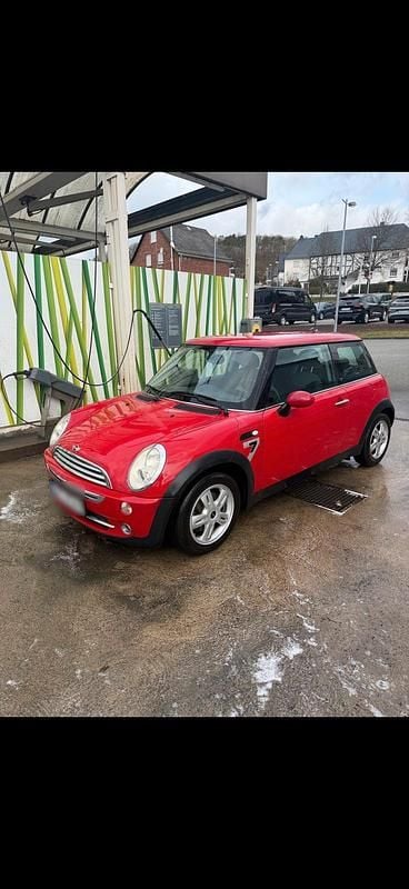 Gebraucht Mini ONE 90 PS (66 kW) 2006 Rot Kleinwagen