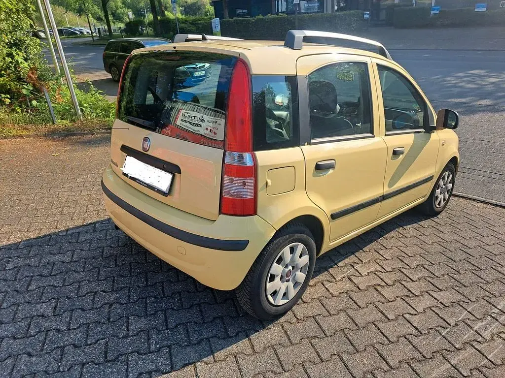 Gebraucht Fiat Panda Dynamic 60 PS (44 kW) 2010 Gelb Kleinwagen