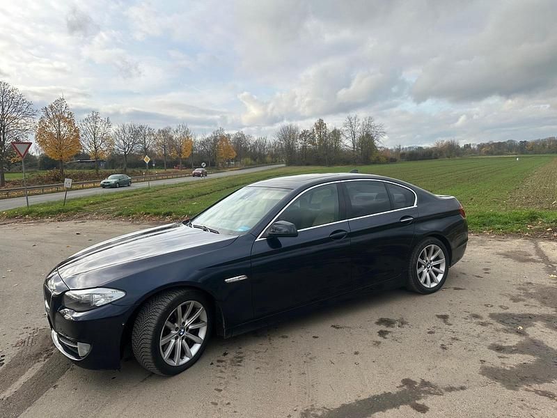 Gebraucht BMW 535 306 PS (225 kW) 2010 Blau Limousine